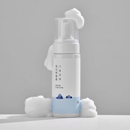 Очищуюча пінка для проблемної шкіри ROUND LAB 1025 Dokdo Bubble Foam 150 ml 0060 фото