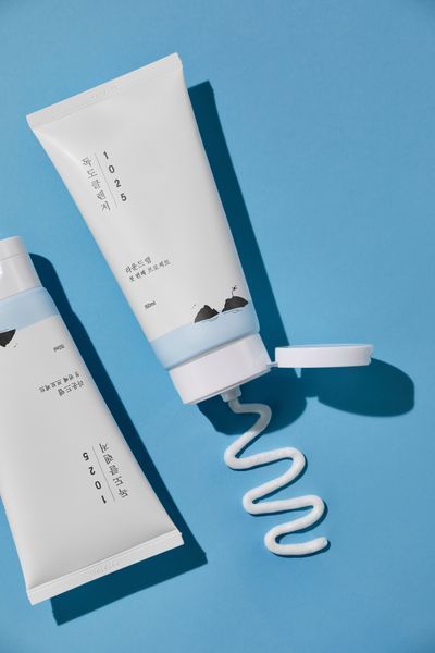 М`яка пінка для очищення шкіри ROUND LAB 1025 Dokdo Cleanser 150 ml 0063 фото
