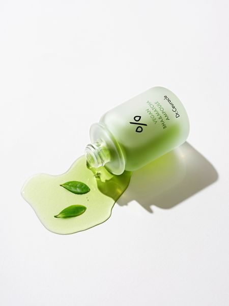 Ампульна сироватка з BHA кислотою та екстрактом матчa DR. CEURACLE Vegan BHA&Matcha Ampoule, 30 мл 0522 фото